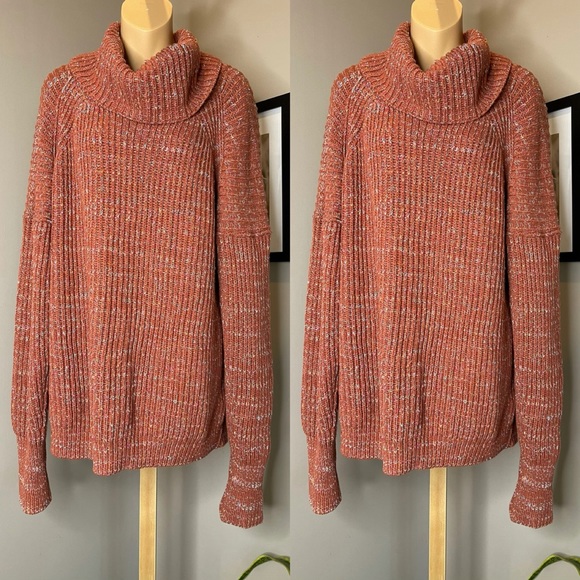 Free People Leo Tunic Sweater - Picture 3 of 4